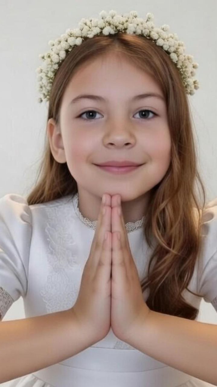 Blanca en su Primera Comunión